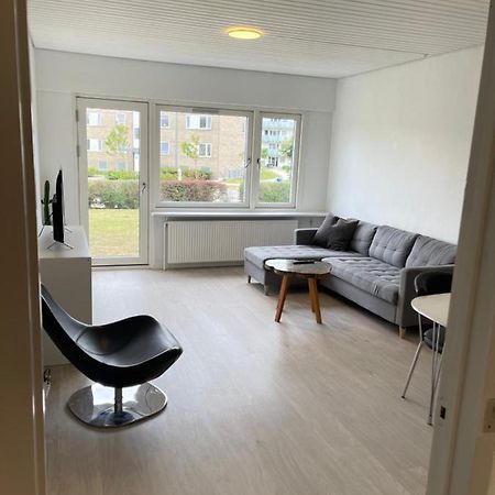 Hyggelig 2 Vaerelses Lejlighed - Med Fri Parkering Διαμέρισμα Nørresundby Εξωτερικό φωτογραφία